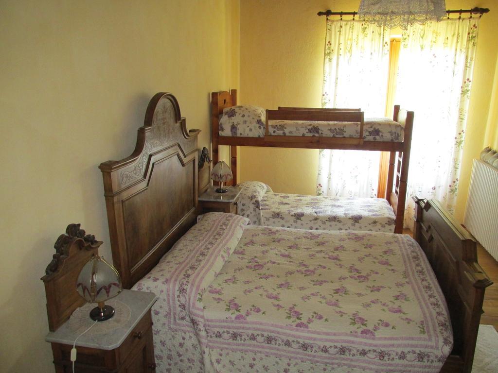 מלון Aramengo Agriturismo Arcobaleno חדר תמונה